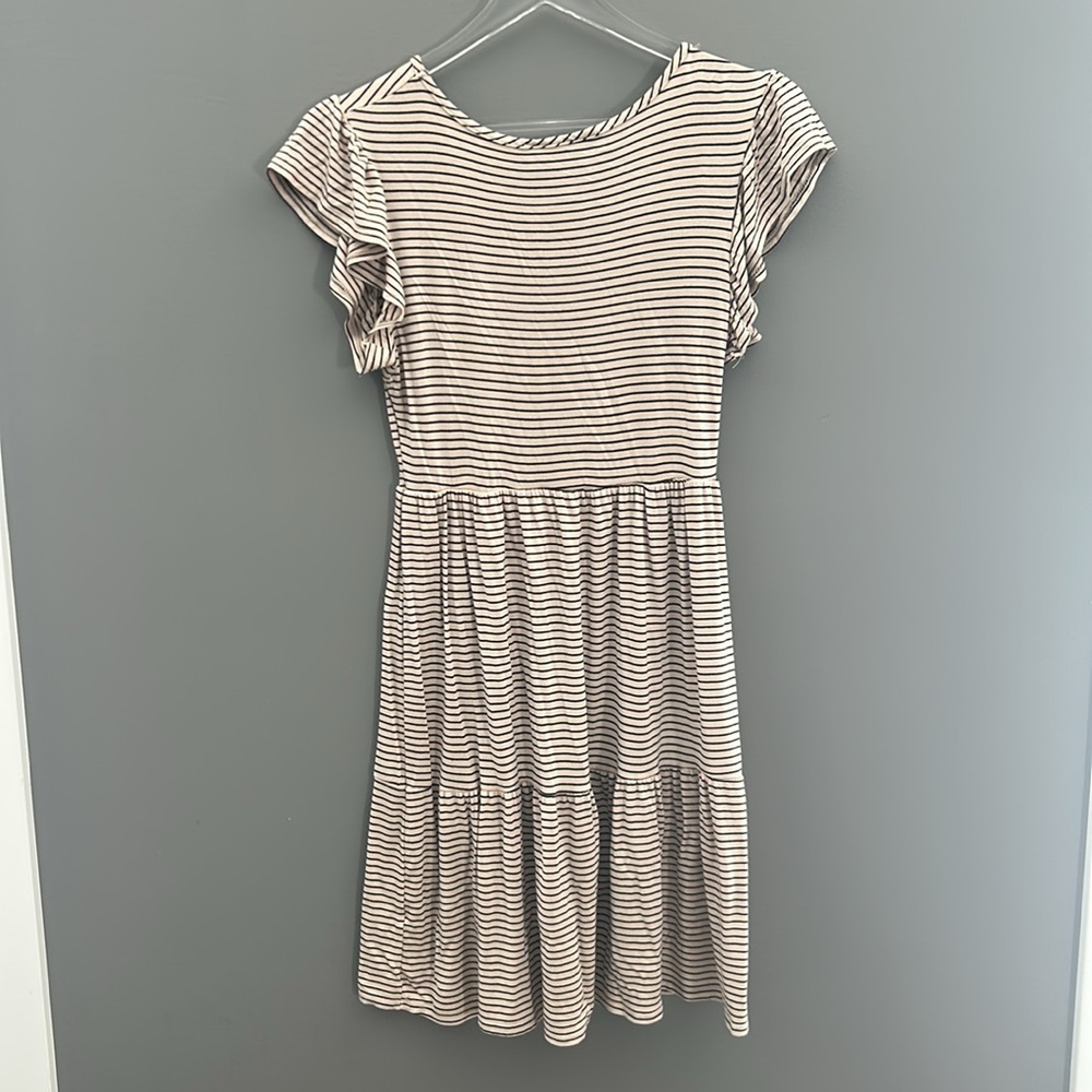 Striped Ruffle Sleeve Dress - Picture 3 of 4